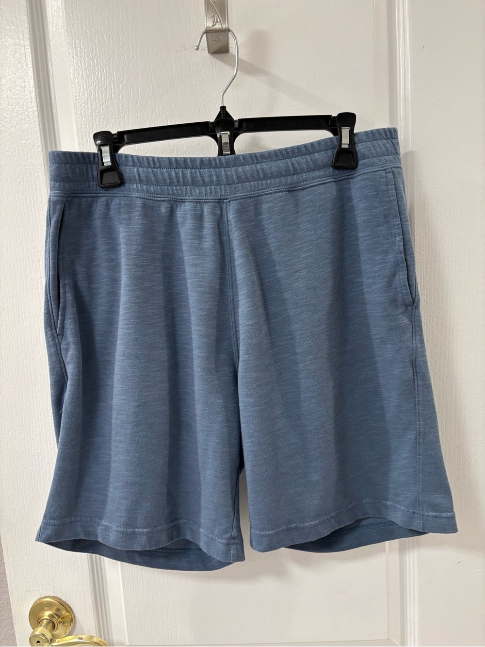 Uniqlo AIRism Blue Athletic Lounge Shorts Pull On Drawstring Waist Pockets Lrg